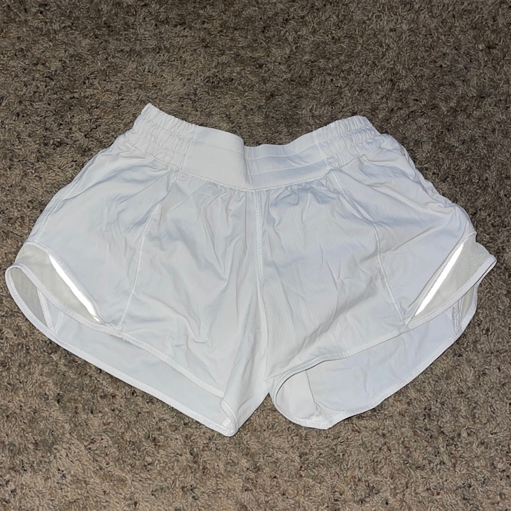 WHITE LULU SHORTS HOTTIE HOT